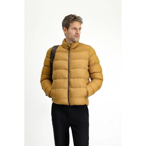 Çantalı Spor Şişme Mont