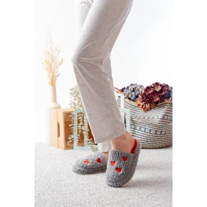 Kadın Peluş Kalpli  Ev Terliği  Peluş Ev Terliği Misafir Terliği Bohça Terliği