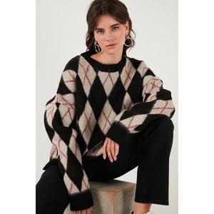 Oversize Fit Bisiklet Yaka Baklava Desenli Yumuşak Dokulu Kazak Bayan Kazak 4616223