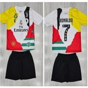 Cristiano Ronaldo Tüm Takımlar Görsel Konsepti Özel Tasarım Çocuk Forması 4 Parça Forma+Şort+Çorap+Biliklik
