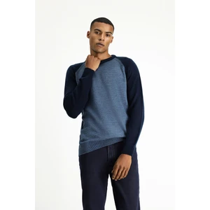 Bisiklet Yaka Regular Fit Dikişsiz Desenli Triko Kazak