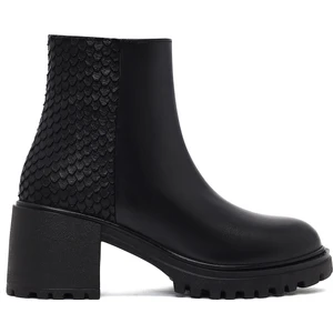 Kadın Siyah Fermuarlı Kalın Topuklu Deri Bot 25WFD182618
