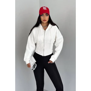 Kadın Siyah Fermuarlı Hoodie – Minimal Sokak Ruhuyla