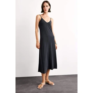 Modal İnce Askılı Maxi Elbise G1334AX25SM