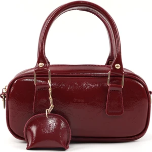 Kırışık Dokulu Bordo SHK207 Suni Deri Charm Detaylı Fermuarlı ,askılı El, Kol ve Omuz Çantası