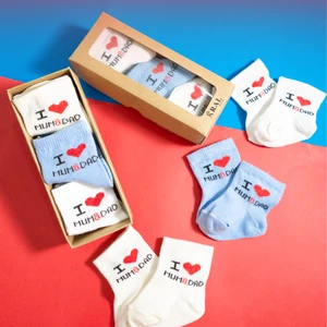 6 Çift Erkek Bebek Çorap Kutulu Patik Boy – I Love Mum Dad Desenli, Pamuklu