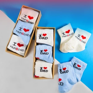 12 Çift Erkek Bebek Çorap Kutulu Patik Boy – I Love Mom Dad Desenli, Pamuklu
