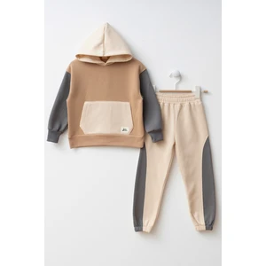 Renk Bloklu Kapşonlu Erkek Çocuk Alt Üst Eşofman Takımı