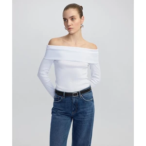 Omzu Açık Tişört IW6250070009018