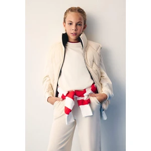 Kız Çocuk Su Geçirmez Büyük Yaka Fermuarlı Cepli Şişme Yelek