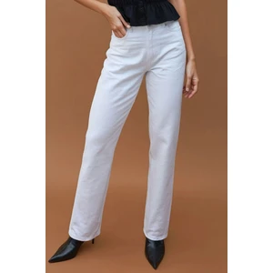Kadın Yüksek Bel Straight Fit Jeans Beyaz