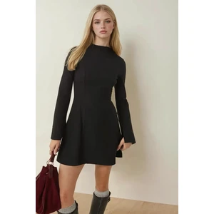 Kadın Dik Yaka Flare Mini Elbise Siyah