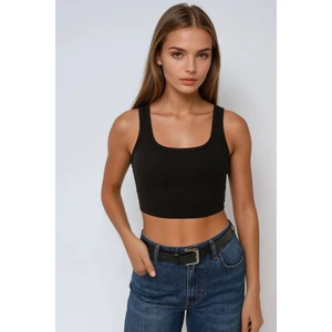 Kadınlar Basic Bisiklet Yaka Crop Üst Siyah