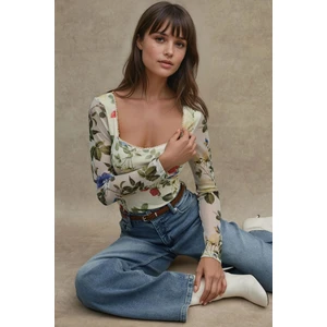 Kadın Kalp Yaka Baskılı Uzun Kollu Üst Çok Renkli