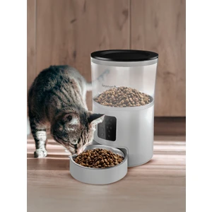 P 102 Dörtlü Otomatik Mama Kabı Ergonomik Tasarım Beyaz Plastik Malzeme