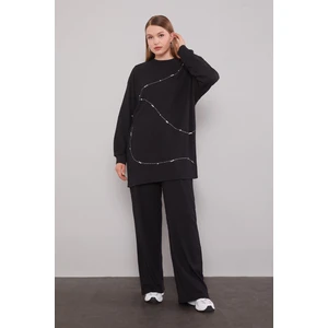 Siyah Şerit Taş Detaylı Ikili Takım