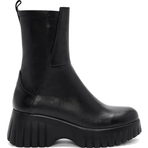 Kadın Siyah Kalın Tabanlı Fermuarlı Deri Bot 25WFD200718