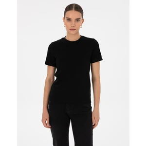 Pierre Cardin Kadın Siyah Regular Fit Basic Tişört 50310543-VR046