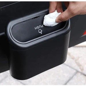 Kapaklı Oto Çöp Kutusu Dayanıklı Plastik Ergonomik Tasarım Tüm Araçlara Uygun