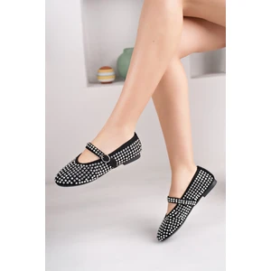 Kadın Baretli Siyah Taşlı Günlük Babet Ayakkabı