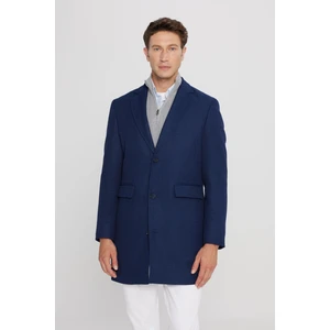 Standart Fit Normal Kesim Mono Yaka Armürlü Kapak Cepli Palto