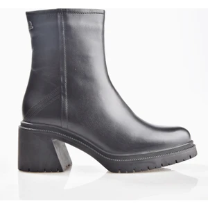 2552501K Kadın Hakiki Deri Bot