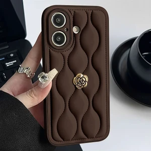 Apple iPhone 17 Uyumlu Kılıf Zebana Camellia Deri Kılıf Kahverengi