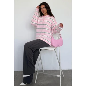 Pembe Polo Yaka Çizgili Kadın Triko Kazak MG2469