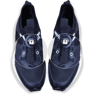 Siyah Akıllı Ayakkabı Bağcığı – Otomatik Sıkma Sistemi ile Spor ve Günlük Kullanım