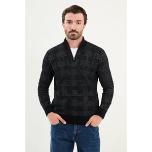 Desenli Slim Fit Fermuarlı Yarım Balıkçı Yaka Şönil Kumaş Erkek Triko Kazak