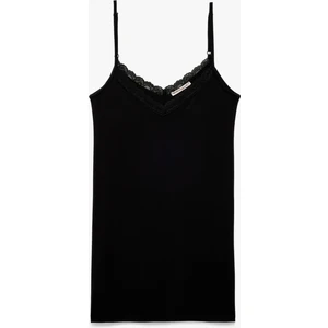 Dantel Detaylı V Yaka Ince Askılı Mini Gecelik