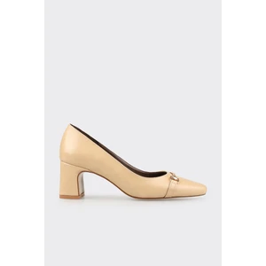 Bej Kadın Orta Topuk Ayakkabı