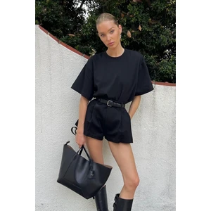 Yüksek Bel Wed Leg Cep Detaylı Mini Şort