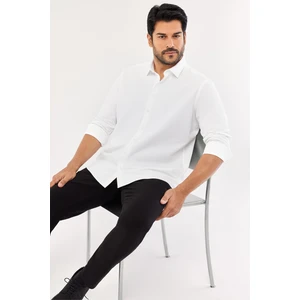 AC&Co / Altınyıldız Classics Erkek Beyaz Ütülemesi Kolay Slim Fit Dar Kesim Klasik Yaka Pamuklu Gömlek