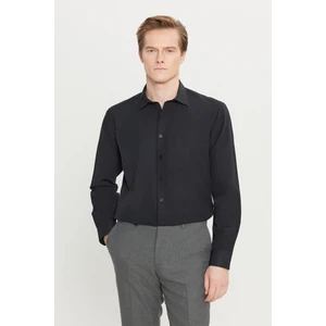 AC&Co / Altınyıldız Classics Erkek Siyah Kolay Ütülenebilir Comfort Fit Geniş Kesim Klasik Yaka Gömlek