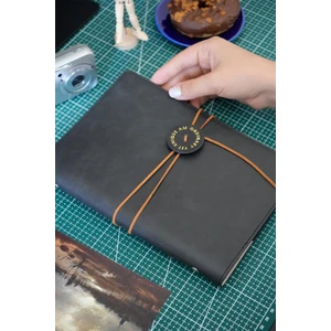 Victoria's Journals A5 Mekanizmalı Vegan Kapaklı DEFTER.100 Gr. 160 Sayfa.çizgili