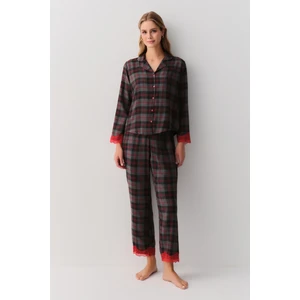 Feel Gömlek Yaka Pijama Takımı