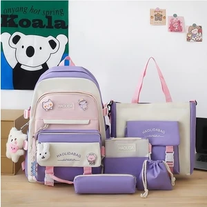 Okul Sırt Çantası Erkek ve Kız Öğrenci Schoolbag Karikatür Kolye Büyük Kapasiteli Orta Okul Kız Schoolbag Sırt Çantası (Yurt Dışından)