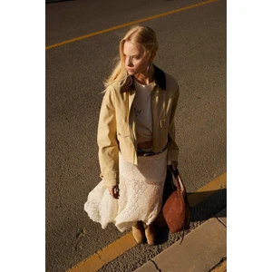 Regular Fit Kontrast Yakalı Fermuarlı Cepli Crop Mont E8598AX25AU