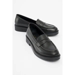 Pline Siyah Cilt Deri Kadın Loafer Ayakkabı