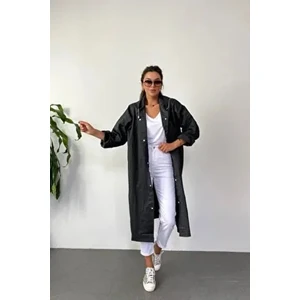 Butik Gardrop Kadın Siyah Çıt Çıt Detaylı Şeffaf Yağmurluk Oversize Kapüşonlu Tasarım