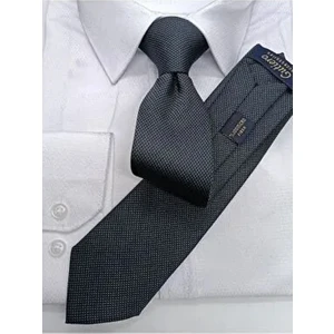 Slim Kravat Füme Siyah Kum Desenli Dokuma Kumaşla Şık Görünüm Sunar