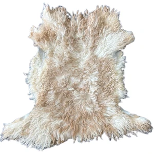 Gerçek Uzun Tüylü Koyun Postu - Naturel Uzun Tüylü Koyun Postu - Doğal Post Paspasde