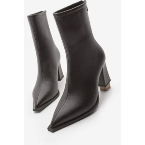 Kadın Topuklu Bot Sivri Burun Arkadan Fermuarlı Kalın Ökçe Kikas Kahve