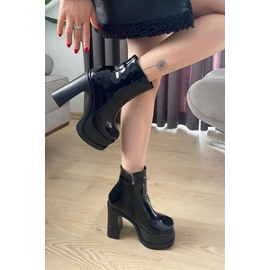 Kadın Siyah Rugan 12 cm Platform Topuklu Fermuarlı Bot