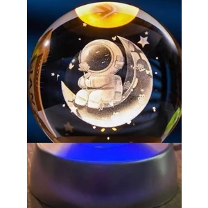 Ay Üstünde Astronot Tasarımlı Plastik Altlıklı Işıklı Cam Küre