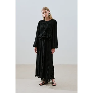 Mila Piliseli Katlı Elbise Siyah