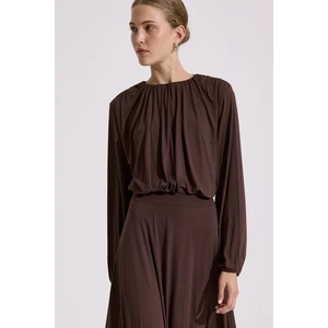 Dökümlü Balon Form Bluz Kahverengi