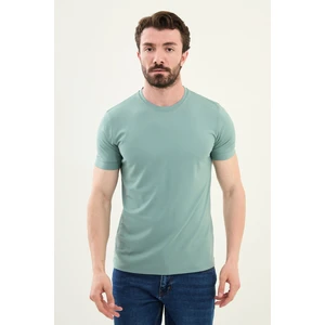 Düz Yeşil Slim Fit Bisiklet Yaka Basic Erkek T-Shirt
