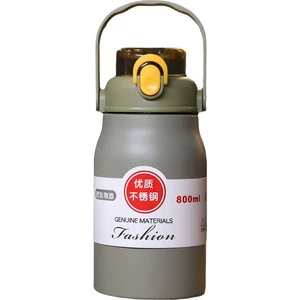 304 L Çelik Yeşil 800 ml Pipetli ve Kulplu Matara Suluk cin945